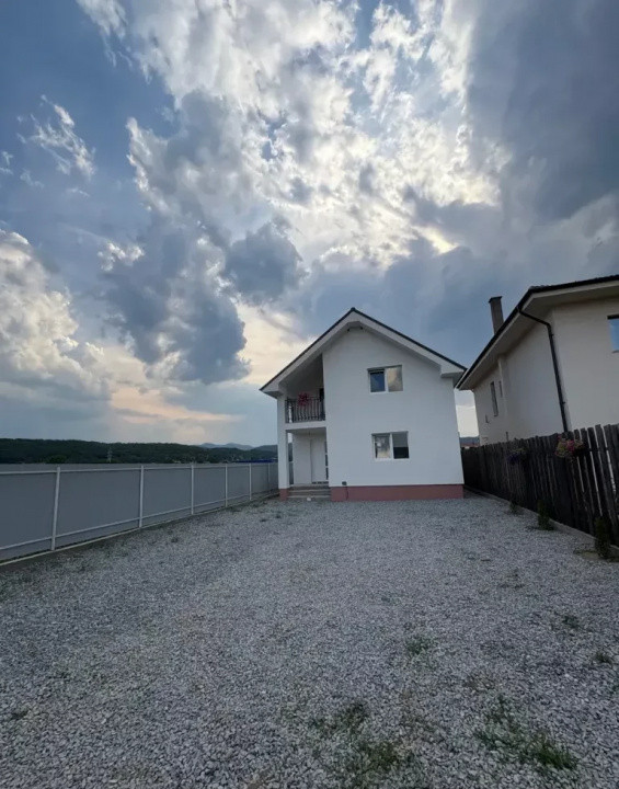 Casa individuala, 120 mp utili, 500 mp tere, Gilau