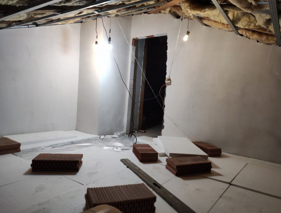 Apartament la pod, 275 mp utili, parcare, str Abatorului