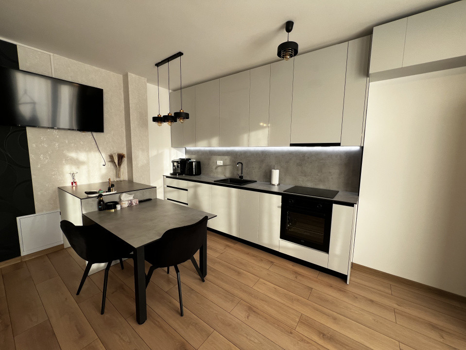 Apartament de 2 camere, parcare, pet-friendly, zona Razoare