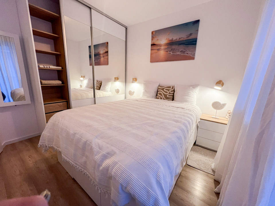Apartament cochet de 2 camere, loc de parcare, strada 