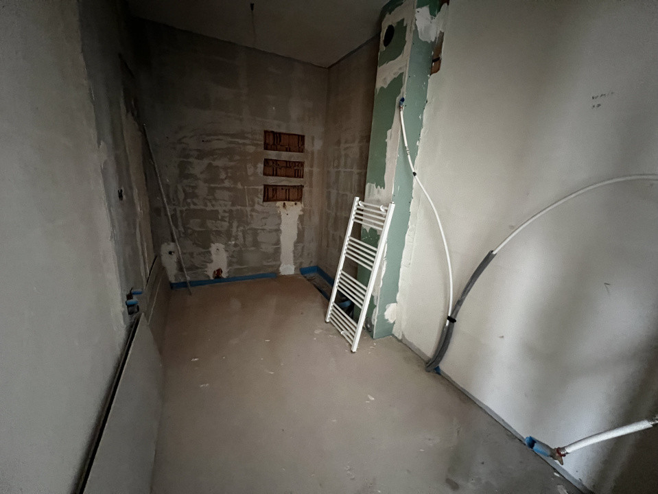 Apartament de 3 camere, 2 bai, parcare, Sesul de Sus