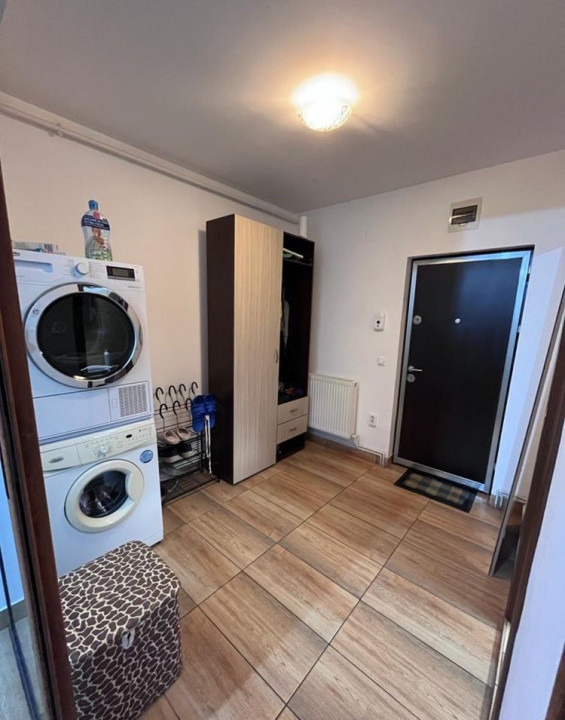 Apartament de o camera, 36 mp, parcare, zona Sesul de Sus