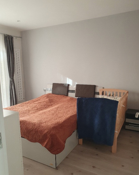 Apartament de 2 camere, 47 mp, gradina, 2 parcari, str Fagului