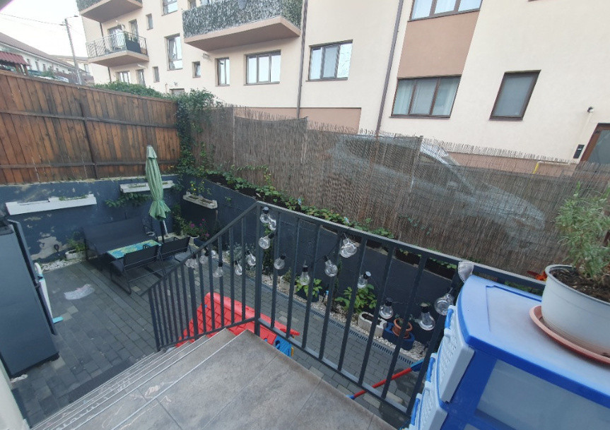 Apartament de 2 camere, 47 mp, gradina, 2 parcari, str Fagului