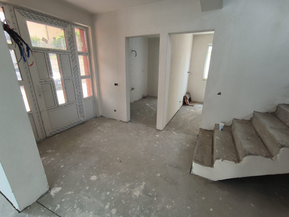 Casa Individuala, 120mp Utili, 440mp Teren, Dezmir