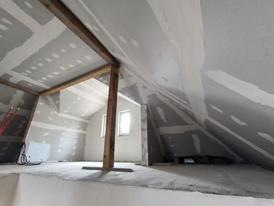 Casa Individuala, 120mp Utili, 440mp Teren, Dezmir