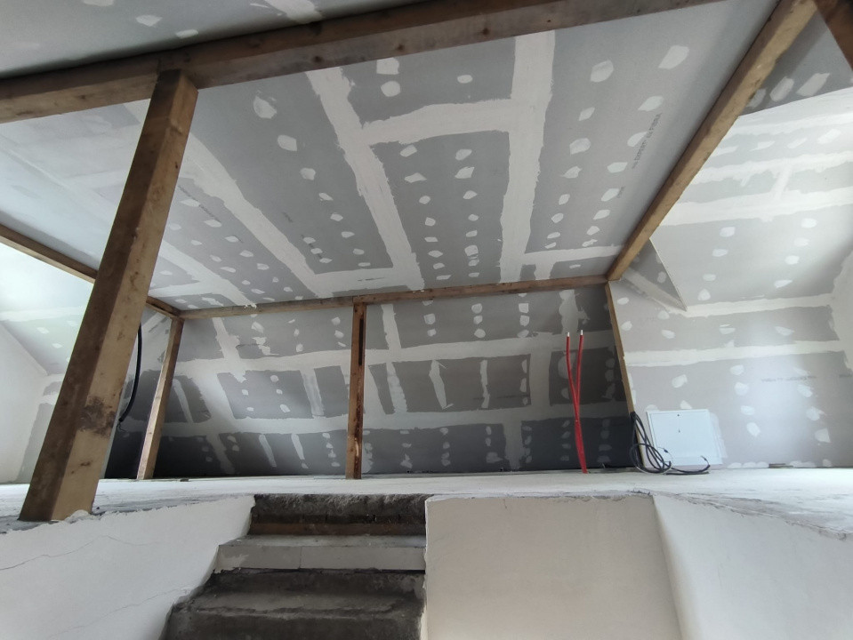 Casa Individuala, 120mp Utili, 440mp Teren, Dezmir