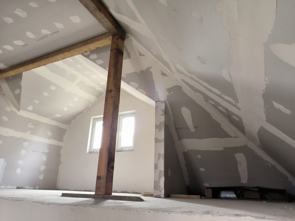 Casa Individuala, 120mp Utili, 440mp Teren, Dezmir