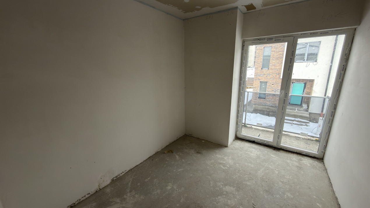 Duplex De 4 Camere, 97mp, Zona Teilor