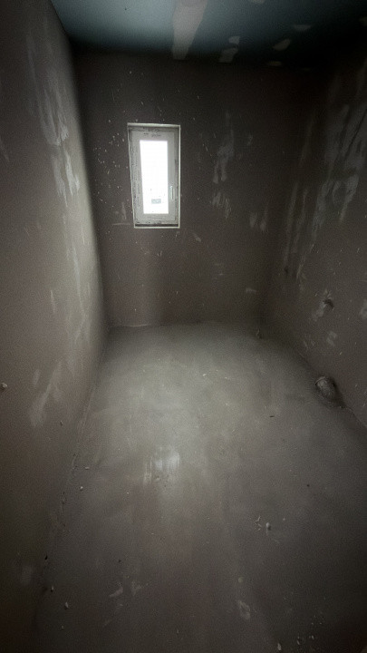 Duplex De 4 Camere, 97mp, Zona Teilor