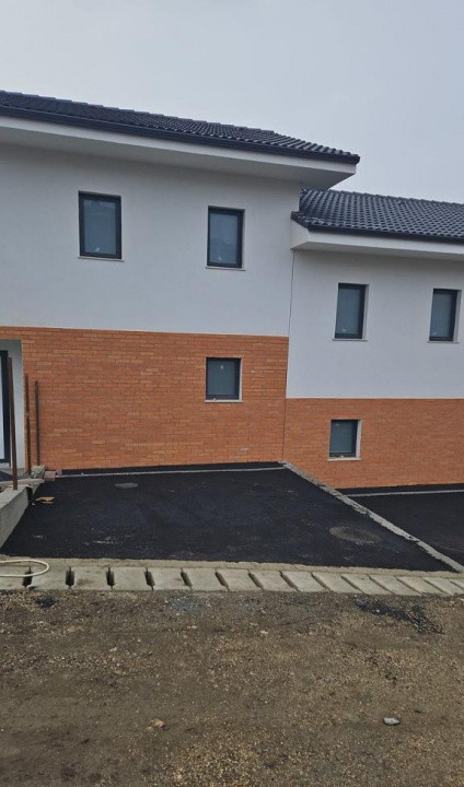 Duplex De 4 Camere, 119mp, Zona Profi