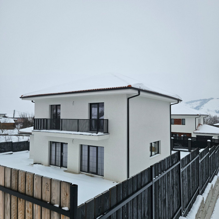 Casa Individuala 4 Camere, 165mp, Zona Profi