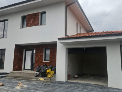 Casa Individuala 4 Camere, 165mp, Zona Profi