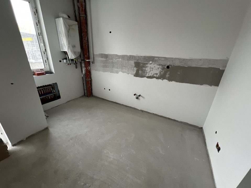 Apartament de 2 camere, 44 mp, parcare, zona Cetatii