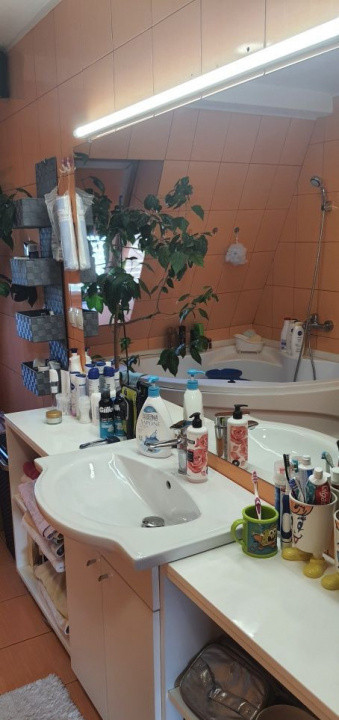 Apartament de 3 camere, 89 mp, parcare, Muzeul Apei