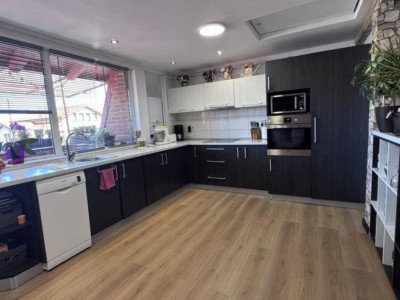 Apartament de 3 camere, 89 mp, parcare, Muzeul Apei