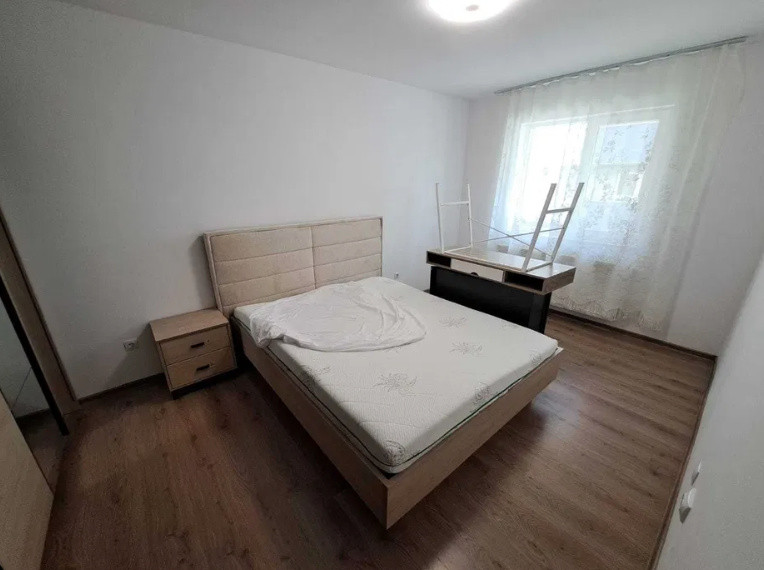 Apartament de 2 camere, ideal pt investitie, 42 mp, str Sesul de sus
