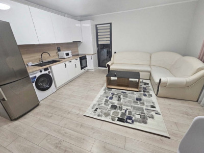 Apartament de 3 camere, 59 mp, 28 mp terasa, parcare, zona Eroilor