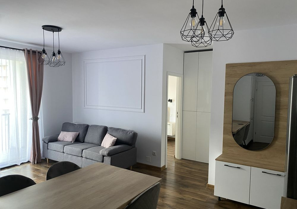 Apartament de 2 camere, 40 mp, parcare, zona Catanelor