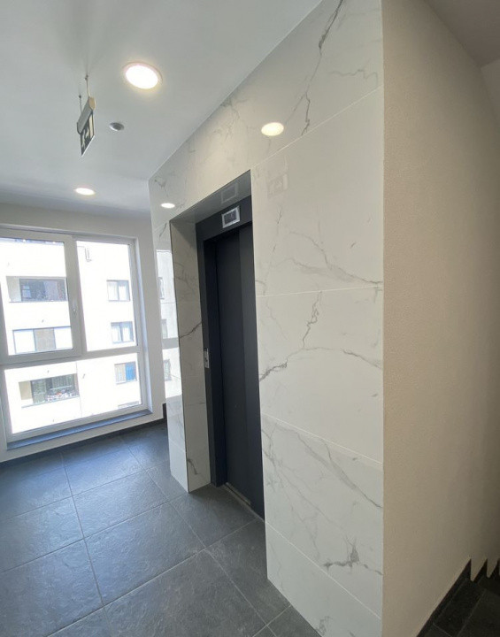 Apartament de 2 camere, 40 mp, parcare, zona Catanelor