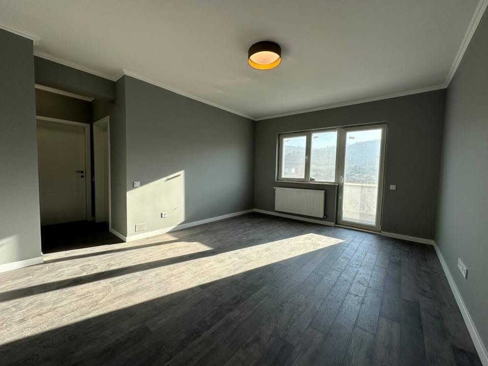 Apartament de 2 camere decomandate, parcare subterana, str. Urusagului