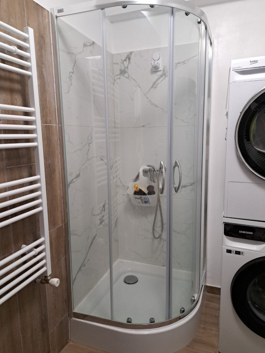 Apartament de 3 camere, 66 mp, parcare subterana, Valea Garbaului