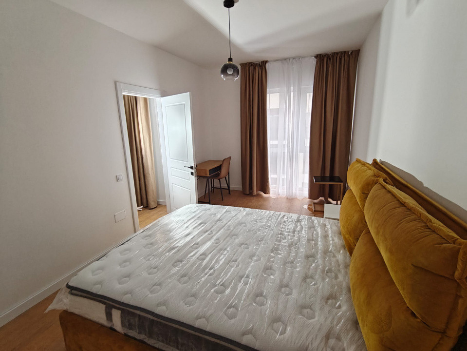 Apartament de 2 camere, 47 mp, parcare, zona Eroilor