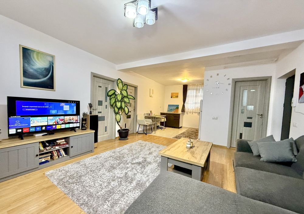 Apartament 3 Camere, 60mp, Parcare, Zona Sesul de Sus