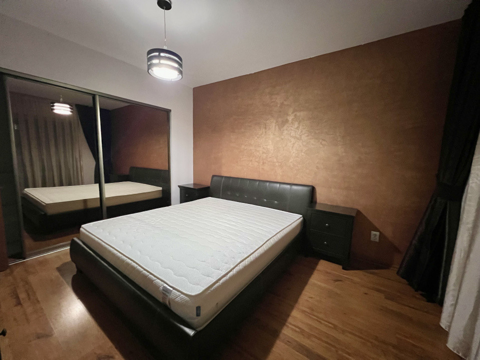 Apartament cochet de 3 camere, 61 mp, parcare, str Florilor