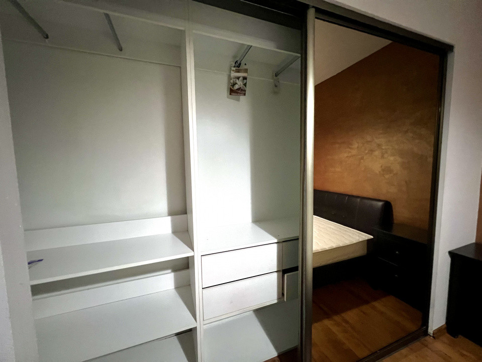 Apartament cochet de 3 camere, 61 mp, parcare, str Florilor