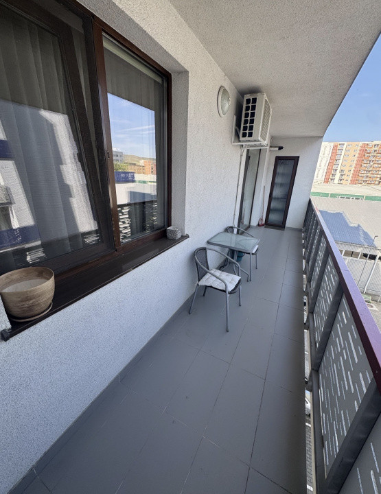 Apartament de 2 camere, 57 mp, parcare, Zona Vivo