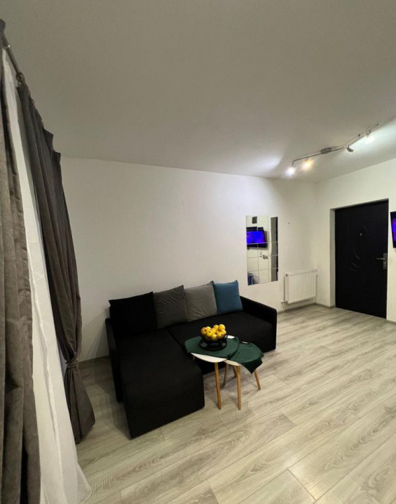 Apartament IDEAL PENTRU INVESTITIE, parcare, str Eroilor