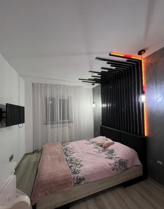 Apartament IDEAL PENTRU INVESTITIE, parcare, str Eroilor