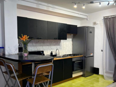 Apartament IDEAL PENTRU INVESTITIE, parcare, str Eroilor