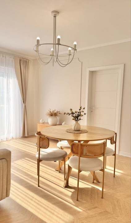 Apartament de 3 camere, 44 mp, parcare subterana, str Urusagului