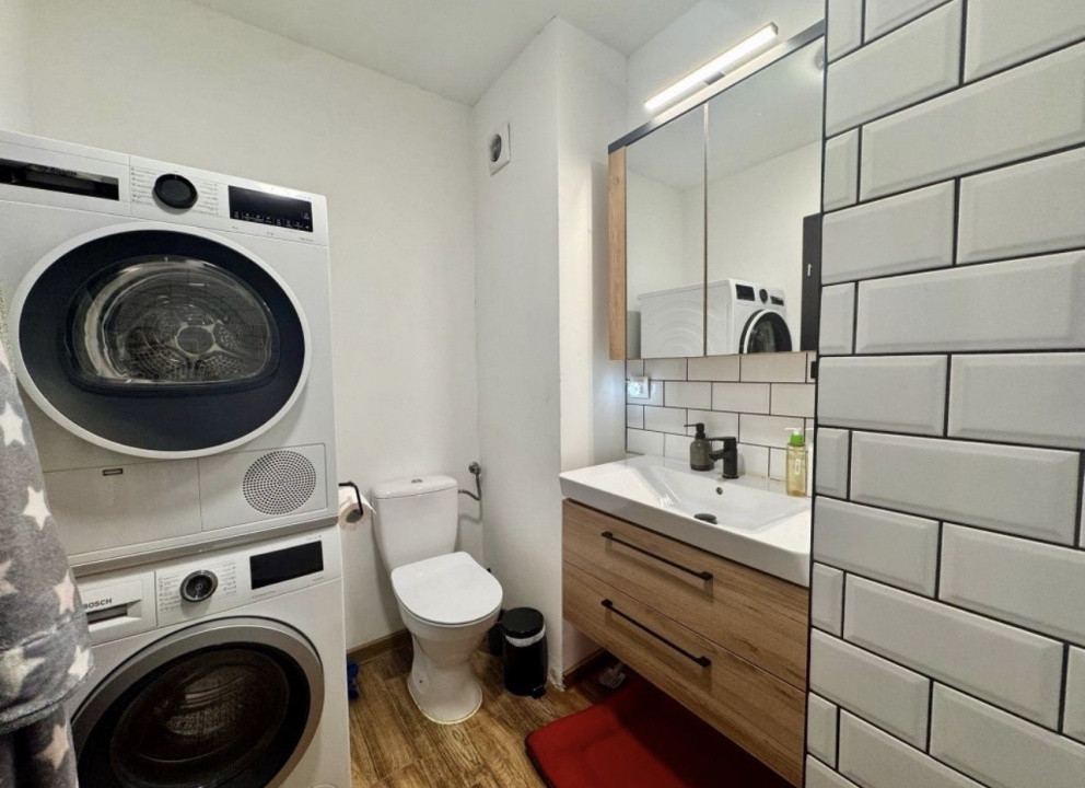 Apartament de 2 Camere, 50mp, parcare,  Zona VIVO