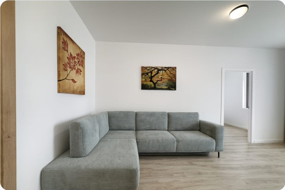 Apartament de 2 camere, 44 mp, parcare, Zona Cetatii