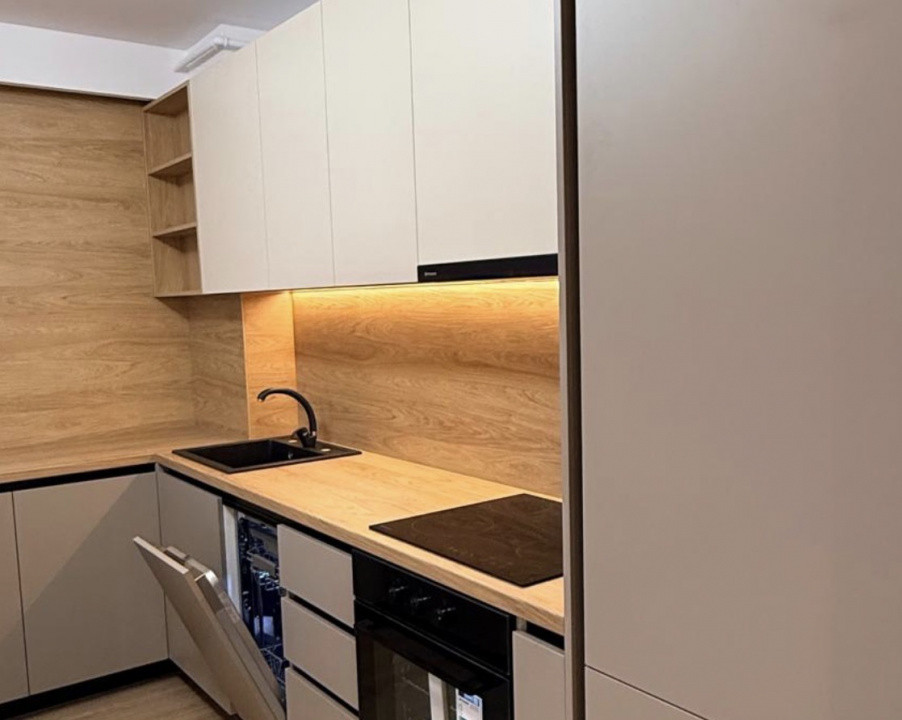 Apartament de 2 camere, 45 mp, zona Eroilor