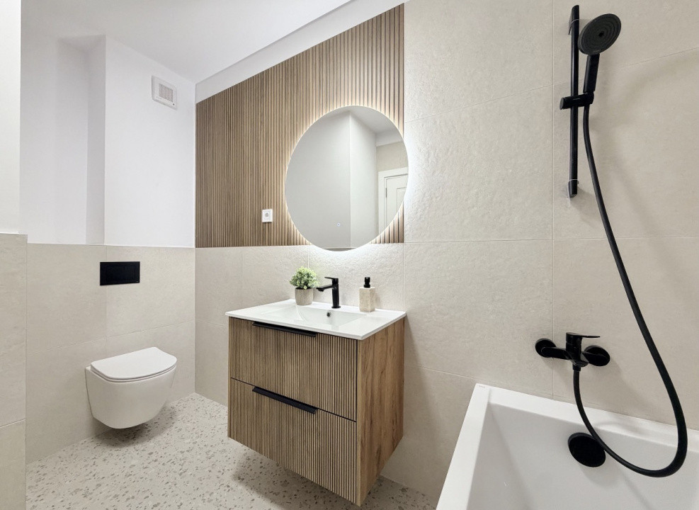 Apartament de 2 camere, 45 mp, parcare subterana, zona Eroilor