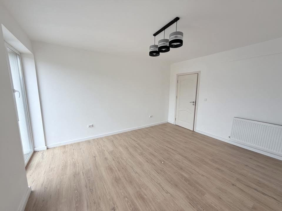 Apartament 3 Camere, 2 Bai, 70mp, Zona Dambul Rotund