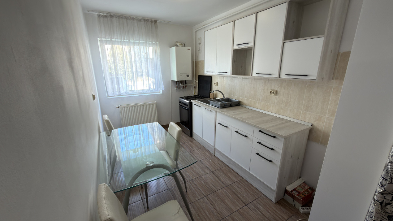 Apartament 2 Camere, 46mp, Parcare, Zona Stejarului 