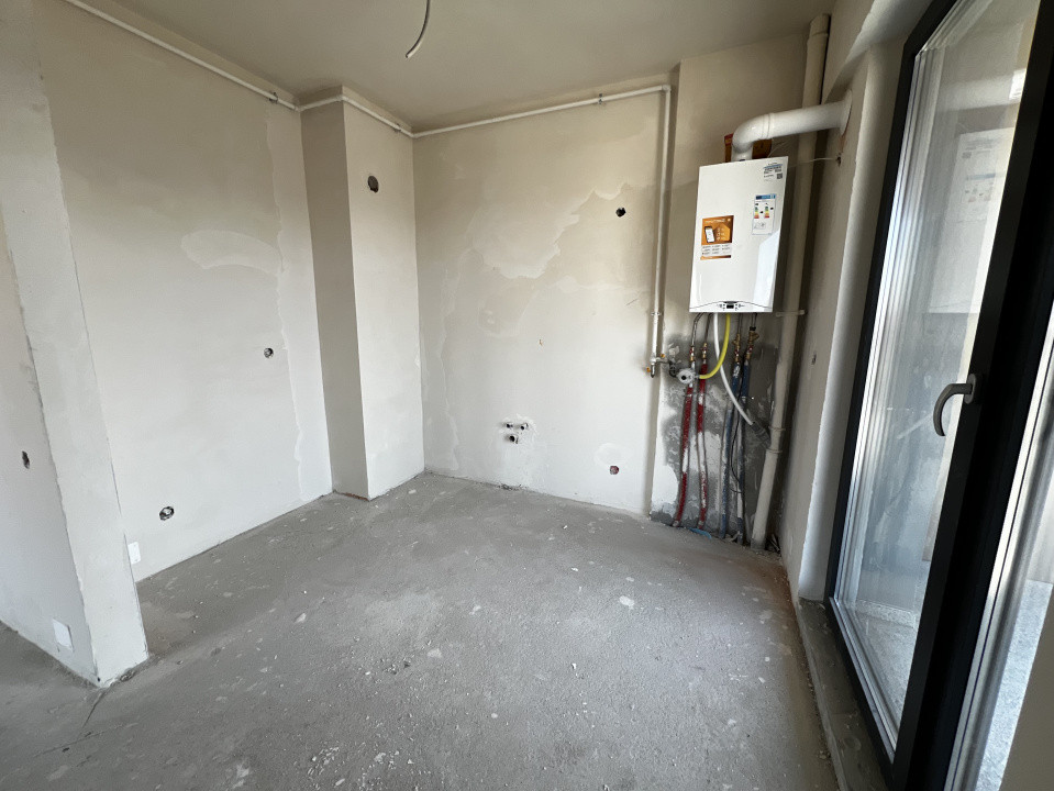 Apartament de 3 camere, 2 bai, terasa, zona BMW