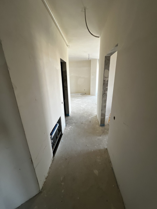 Apartament de 3 camere, 2 bai, terasa, zona BMW