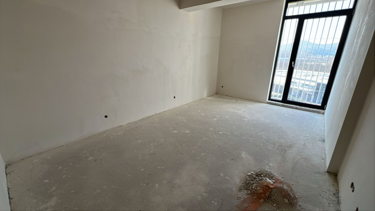 Apartament de 3 camere, 2 bai, zona BMW