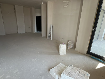 Apartament de 3 camere, 2 bai, zona BMW