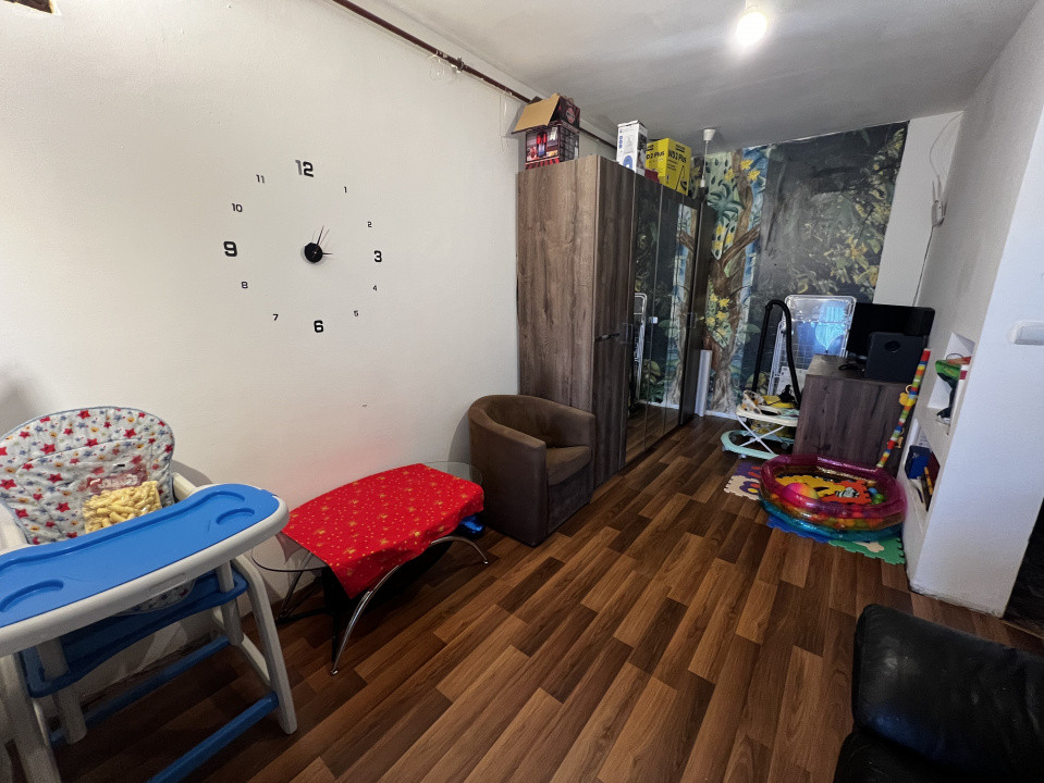 Apartament de 2 camere, 40 mp, zona Florilor