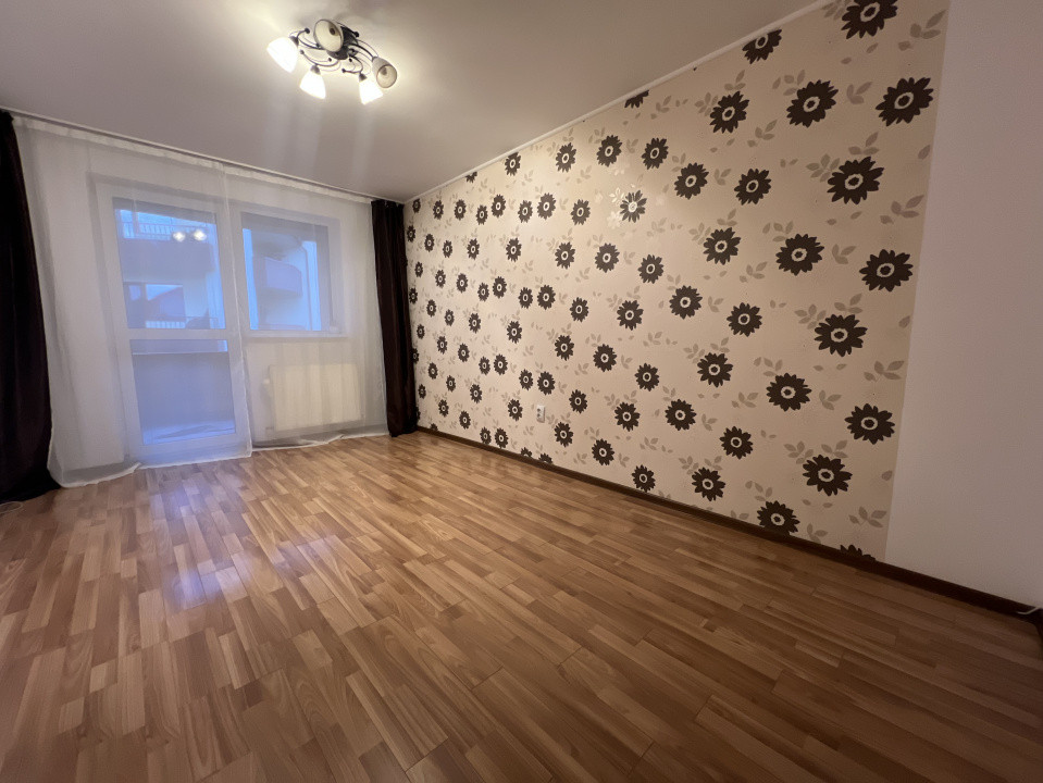 Apartament de 3 camere, 61 mp, parcare, zona Poco Loco-Sub Cetate