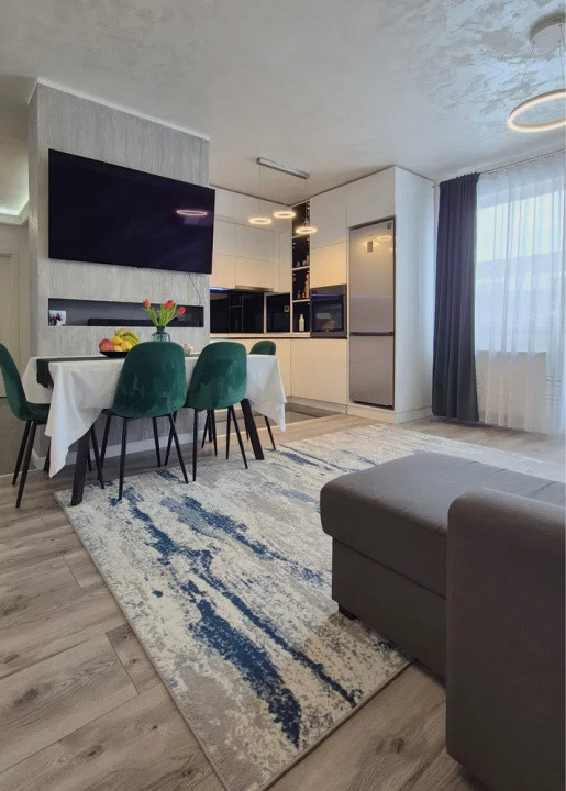 Apartament DEOSEBIT, 3 camere, TERASA, parcare, zona BMW