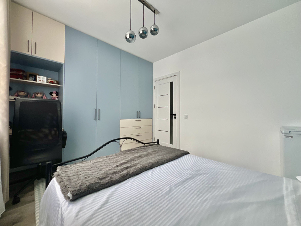 Apartament DEOSEBIT, 3 camere, TERASA, parcare, zona BMW