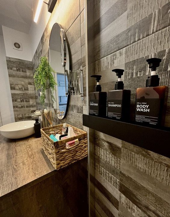 Apartament cochet, pt INVESTITIE, parcare, boxa, str Teilor